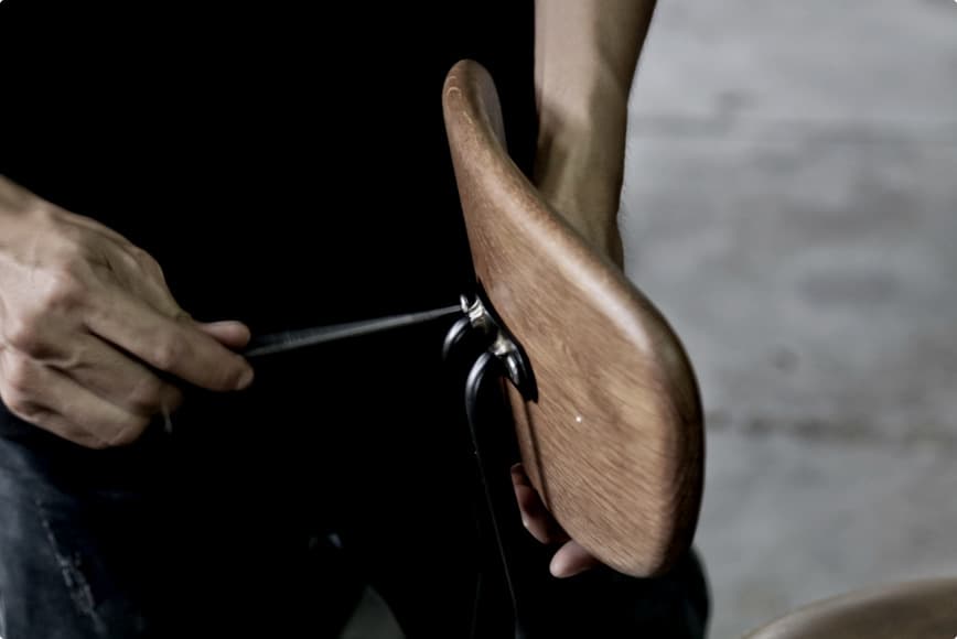Minimalist Lines, Maximum Spatial Expression
