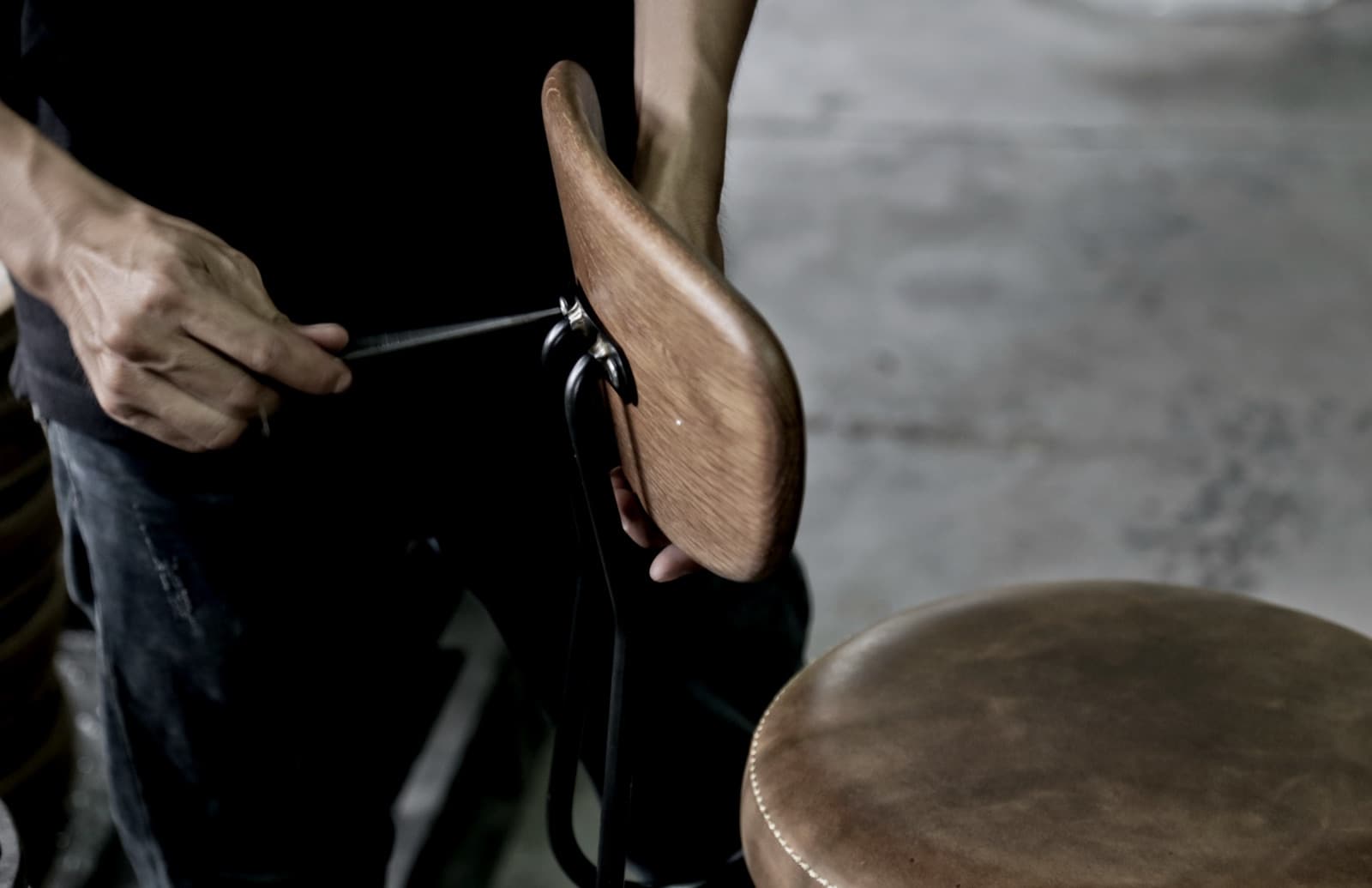 Minimalist Lines, Maximum Spatial Expression